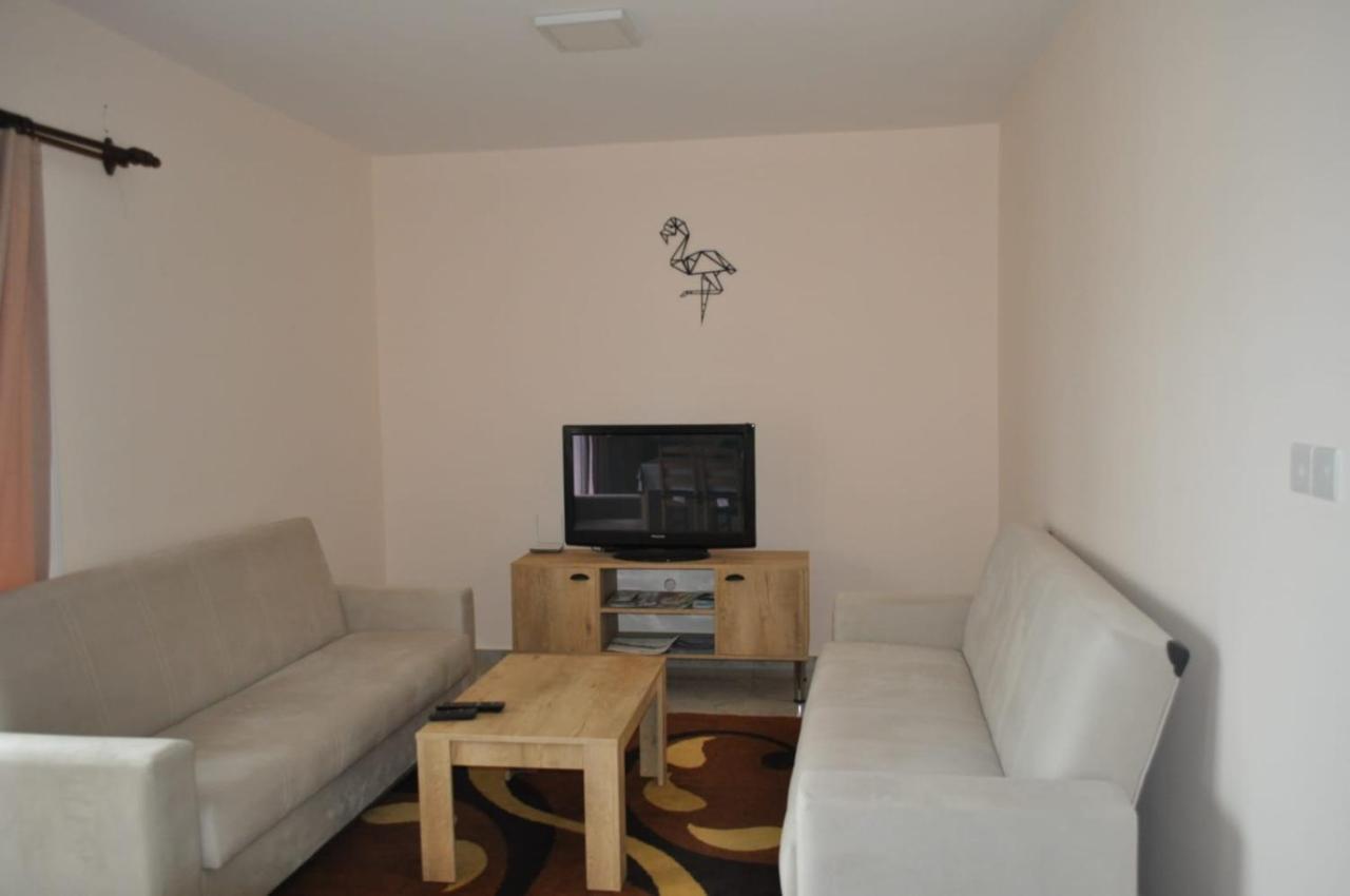 Alp Apartment Фамагуста Екстер'єр фото