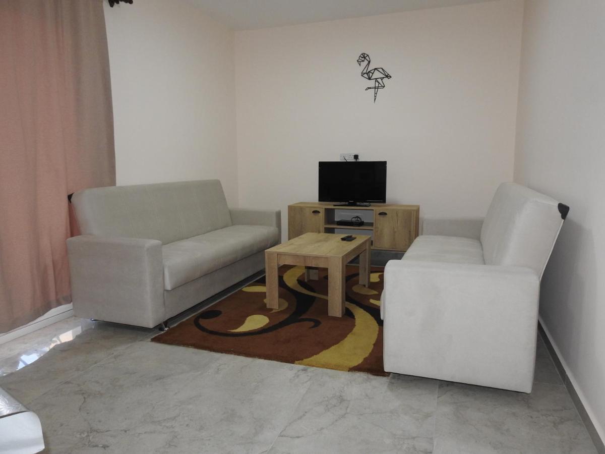 Alp Apartment Фамагуста Екстер'єр фото